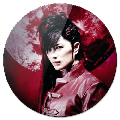 ������ ��������� ������� Gackt Camui - Red Moon